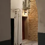 Mirabari 3*