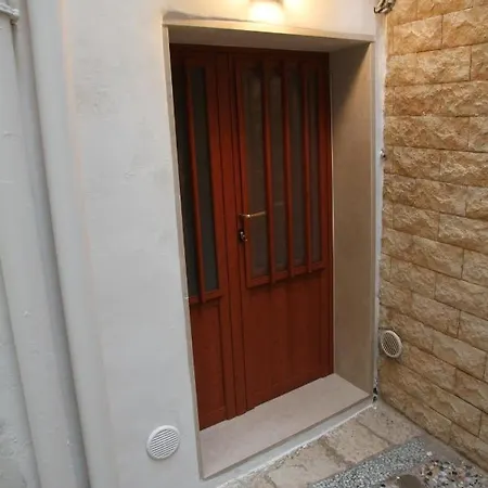 ベッド・アンド・ブレックファスト Mirabari