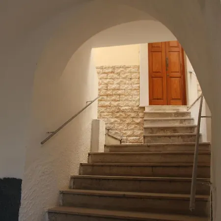 Bed & Breakfast Mirabari Bari