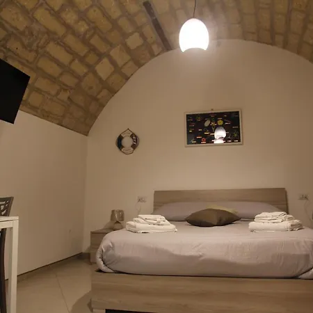 ベッド・アンド・ブレックファスト Mirabari