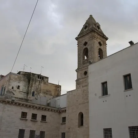 Mirabari 3*