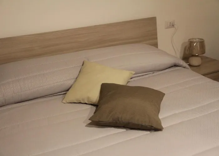 Alojamento de Acomodação e Pequeno-almoço Mirabari 3*